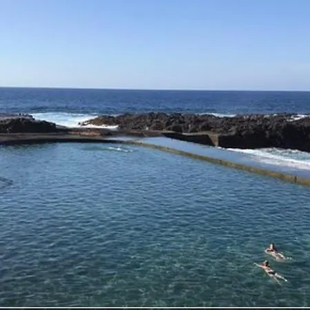 Modern On The טקורונטה