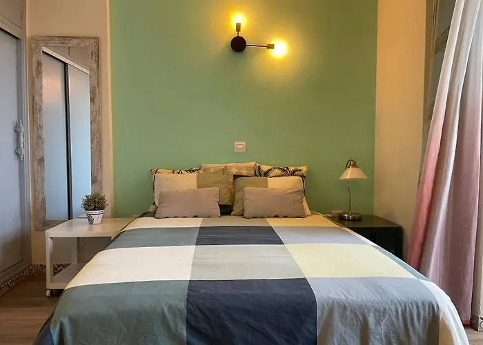 Modern On The * 塔科龙特